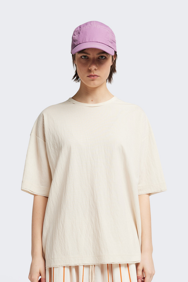Front women Zip cap in purple
