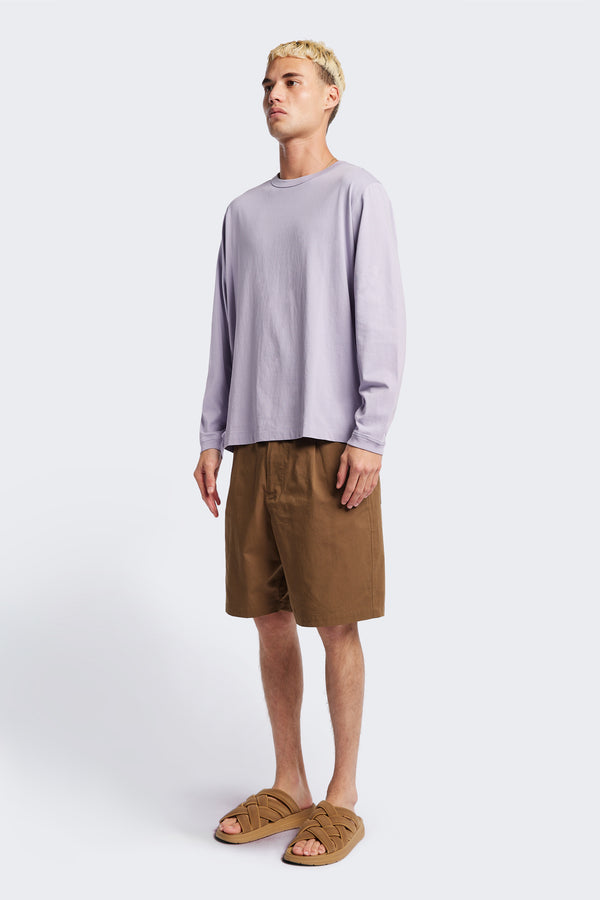 The Degree Pleat Short, a laidback and adaptable easy to weather summer short. Crafted in a brown washed cotton herringbone twill. Available in 5 sizes.