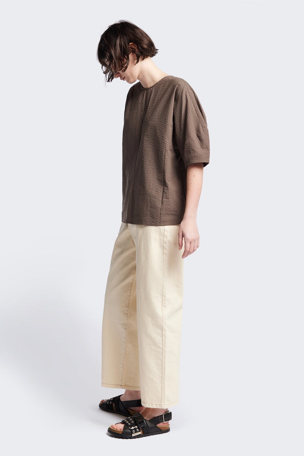 The Geos Panel Top in Brown textured cotton seersucker with gently shaped sculpted sleeves, perfect for summer. Available in 5 sizes.