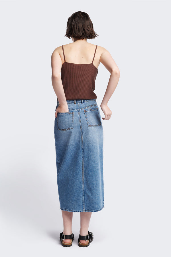 Back of The Vivendi Skirt a Straight denim pencil skirt with a front split and midi length, crafted from 12oz Japanese denim. Available in 6 sizes.