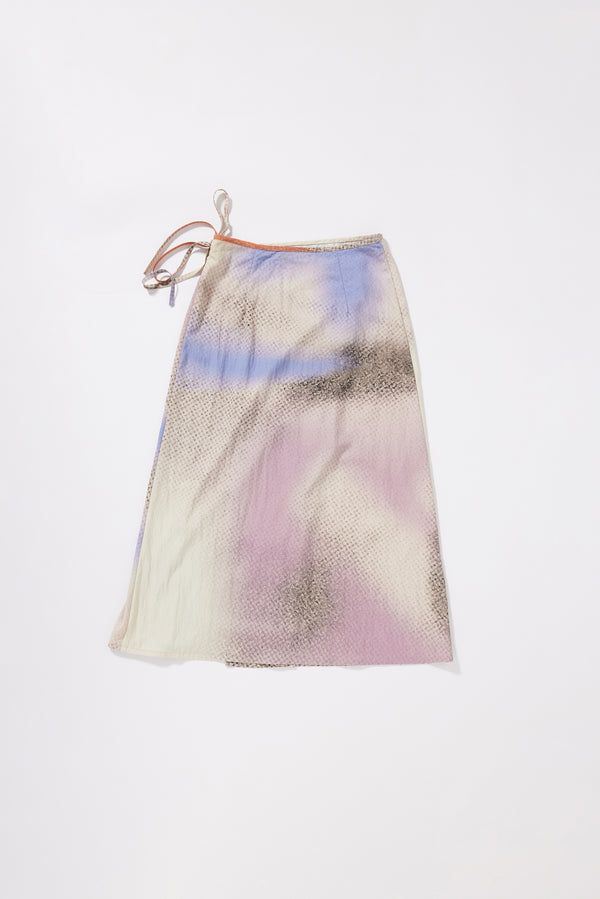 Close-up of back dart construction detail on the Purview Skirt in Aion Print showing considered fit shaping in fluid rayon-nylon blend