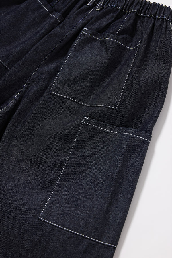 Close-up of the wide cargo pocket detailing on the leg.