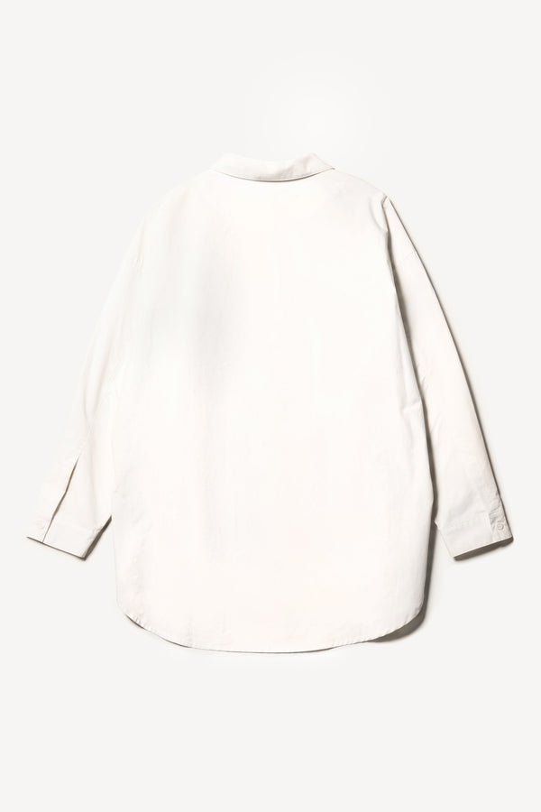 Flat Back of black-and-white vintage photo print featuring waterfall and buffalo with “panorame” text on off-white cotton fabric.