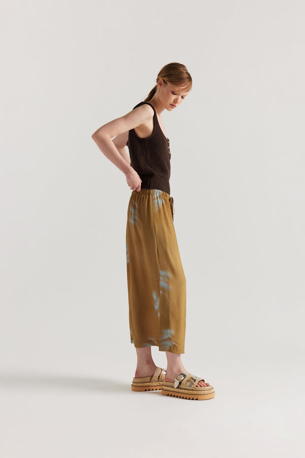 Airfoil Skirt Sand/Turquoise