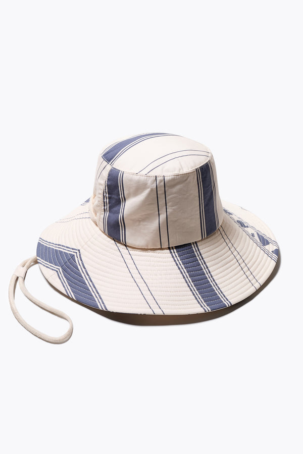 Aer Vital Bucket Hat Blue/Ecru