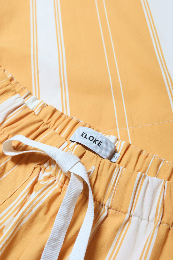 Detailed shot of the washer cotton fabric with Kloke's Aer Vital Print, highlighting its texture and pattern.