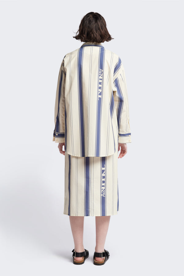 Back of the Kloke Aer Vital Shirt featuring a relaxed fit, double front chest pockets, and a curved hemline, in this season’s signature Aer Vital Print.