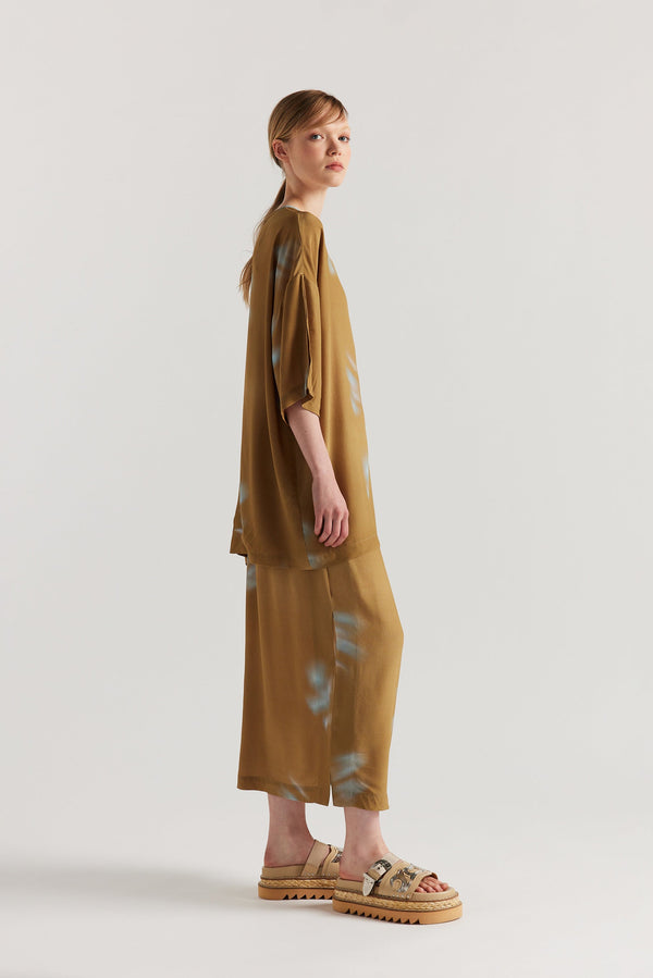 Base Top Sand/Turquoise