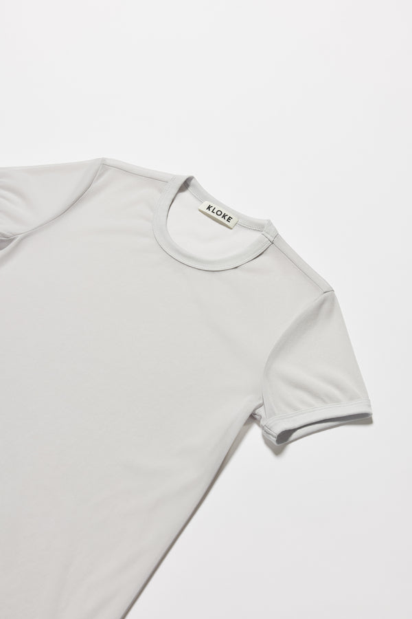 Close-up of ribbed binding at neckline and armholes. The Ethereal Tee in Pale Blue 