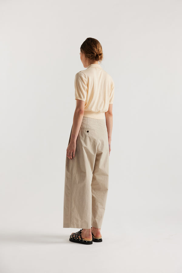 KLOKE short sleeve knit polo in ecru, back view