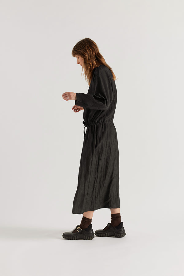 Relic Dress Black